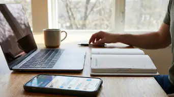 Should You Switch to Microsoft Outlook on Mobile? header